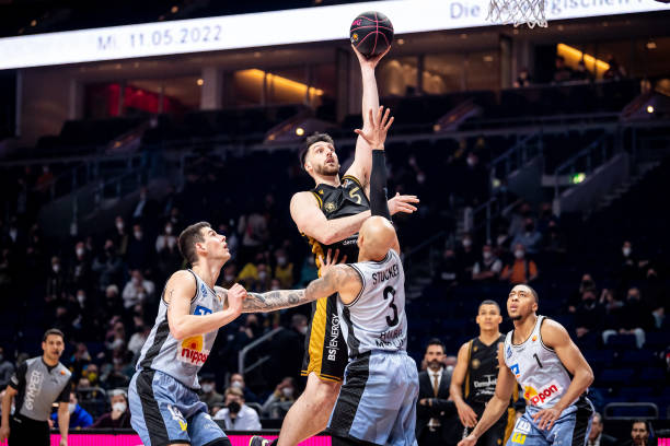 身队内收入 身队内收入